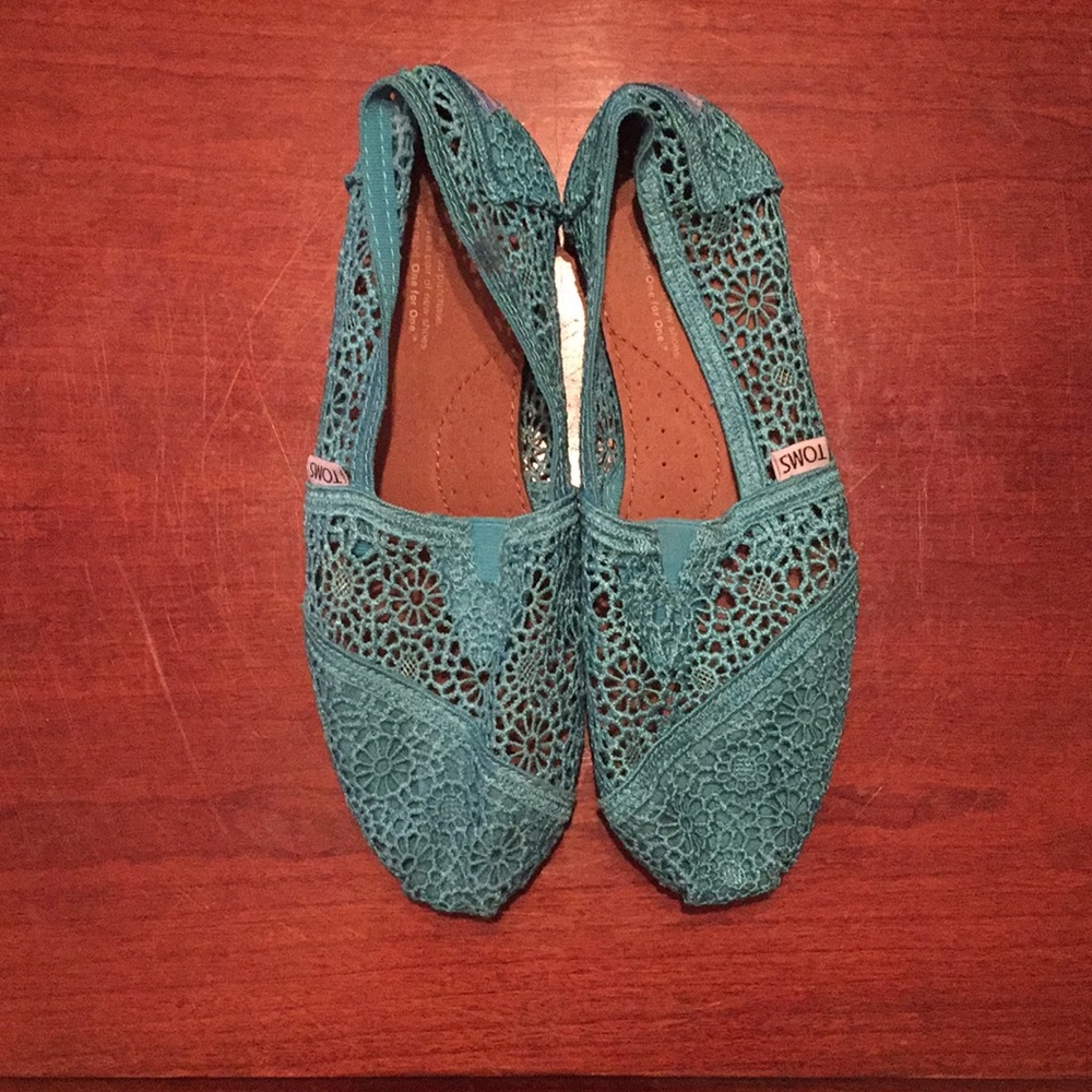 Toms
